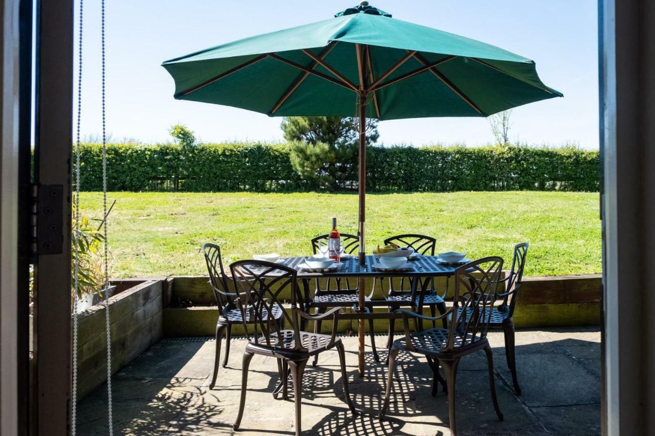 Вилла Meadow View, Near Aldeburgh Aldringham Экстерьер фото